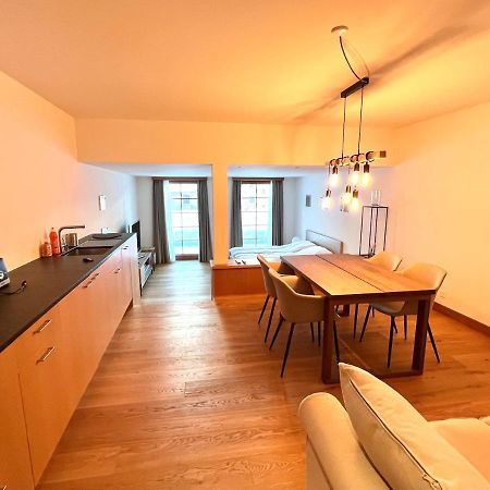 Sonne Studios, Luxurious & Modern - Managed By Theselectionist ซิลวาปลานา ภายนอก รูปภาพ